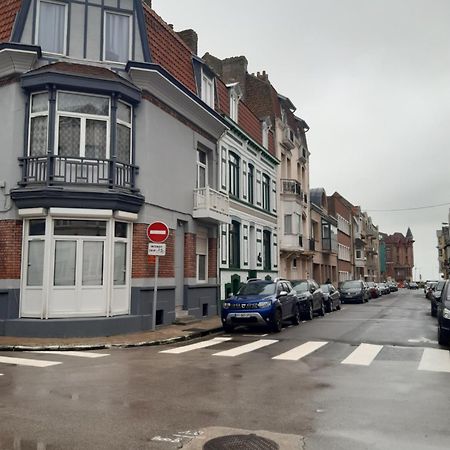 27 Rue Léon Gambetta Lägenhet Dunkirk Exteriör bild